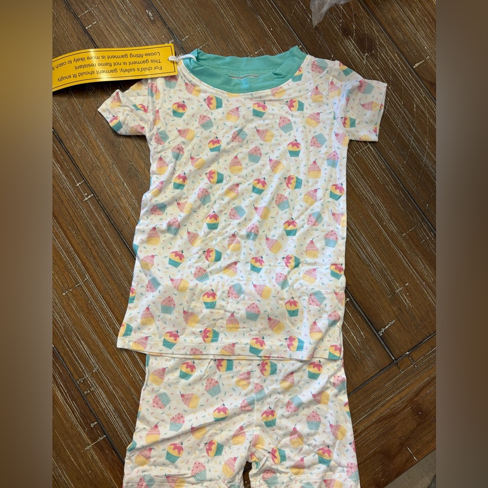 Stitchy Fish Colorful girls Pajama Set